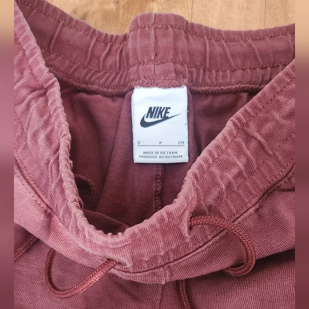 Nike Sweatpants - Maroon - Picture 4 of 8